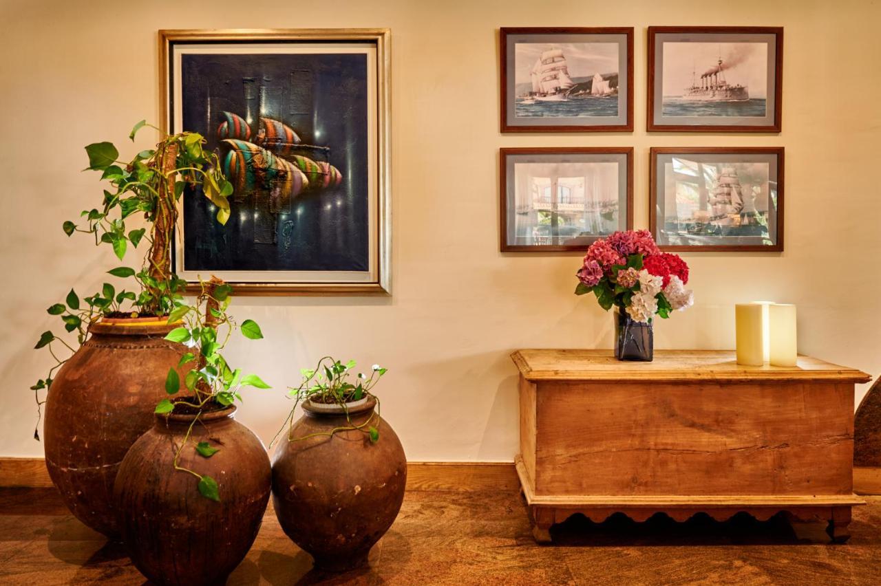 Hotel Juan De La Cosa Сантонья Экстерьер фото