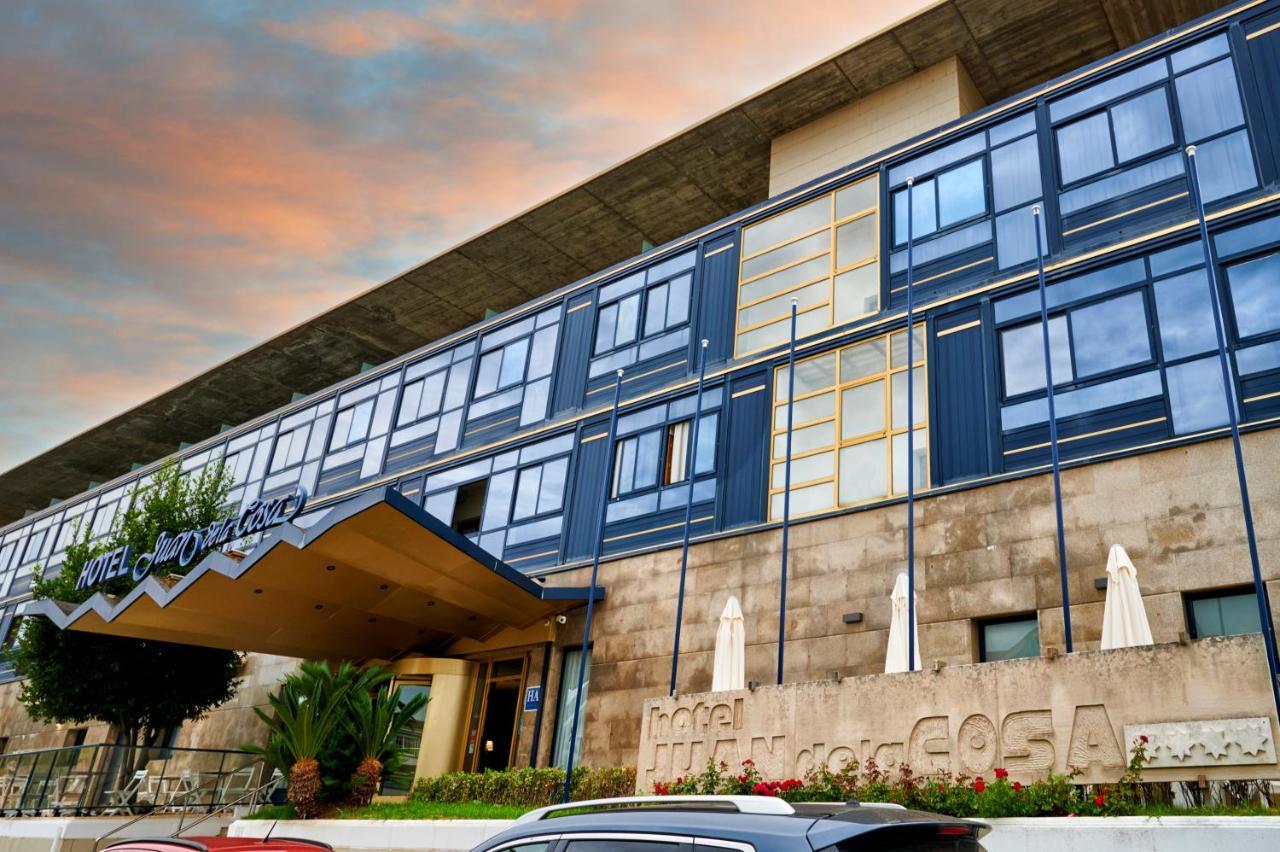 Hotel Juan De La Cosa Сантонья Экстерьер фото